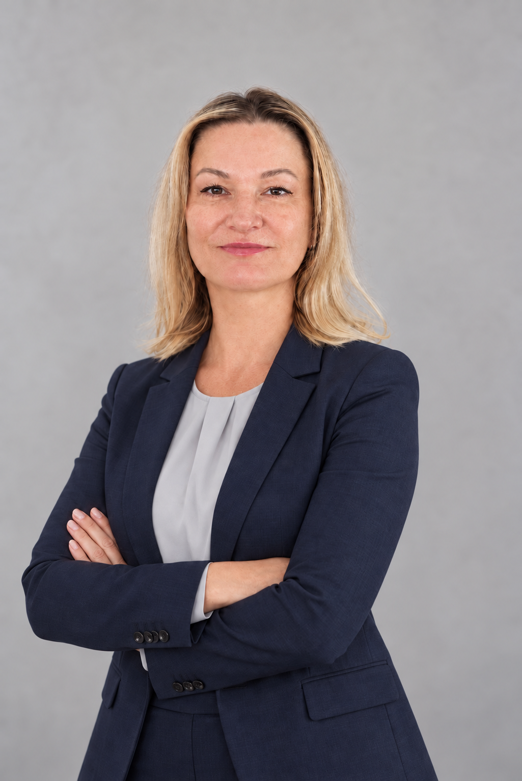 Oxana Nazarova, Florida State Licensed private investigator